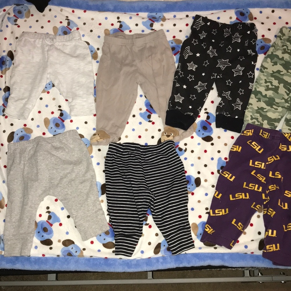 Seven pairs of baby pants 0-3 months